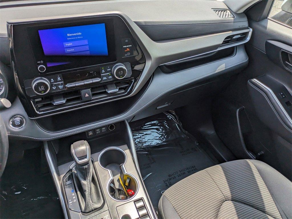 used 2023 Toyota Highlander car, priced at $33,985