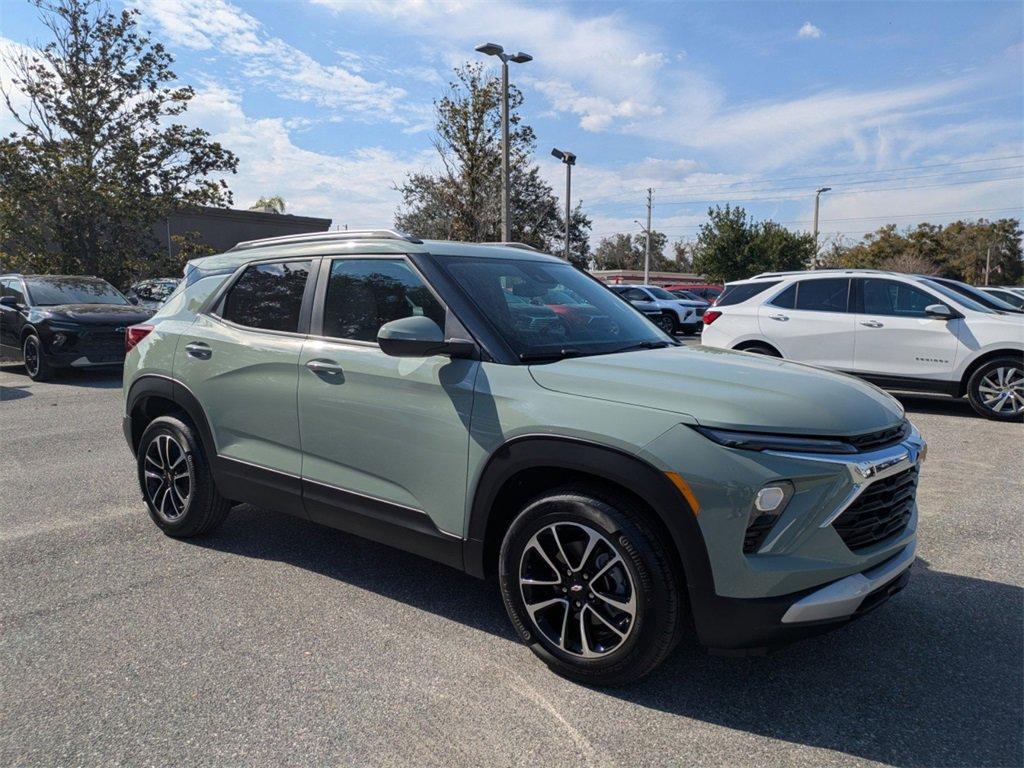 new 2025 Chevrolet TrailBlazer car, priced at $25,240