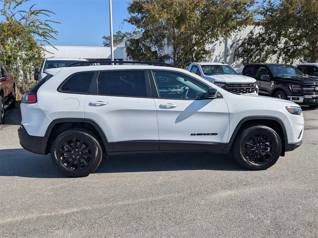 used 2023 Jeep Cherokee car, priced at $21,689