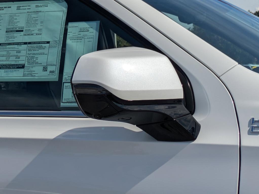 new 2025 Chevrolet Suburban car, priced at $80,455