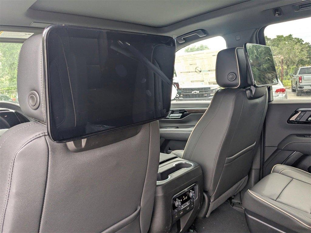 new 2025 Chevrolet Suburban car, priced at $80,429
