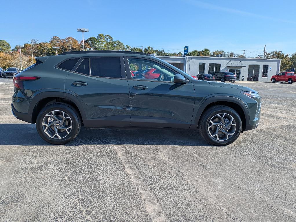 new 2026 Chevrolet Trax car, priced at $25,650