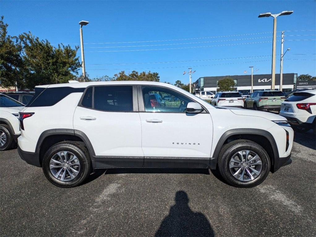 new 2025 Chevrolet Equinox car, priced at $28,995