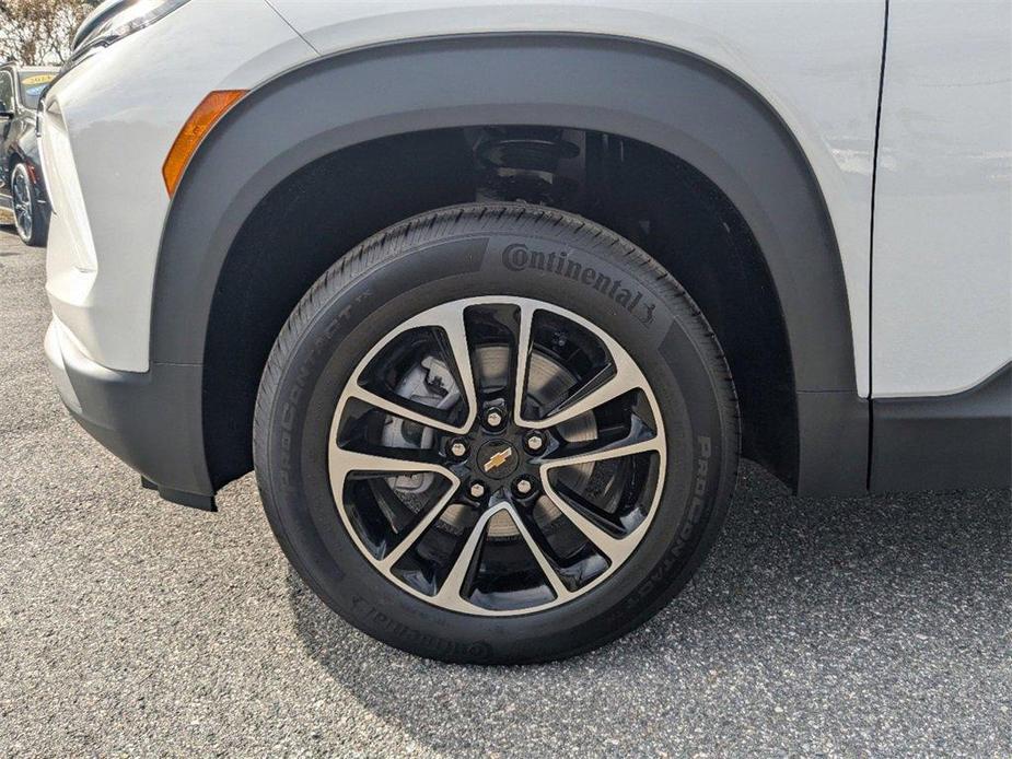 new 2025 Chevrolet TrailBlazer car, priced at $27,740