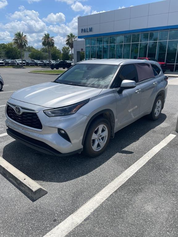 used 2024 Toyota Highlander car, priced at $37,545