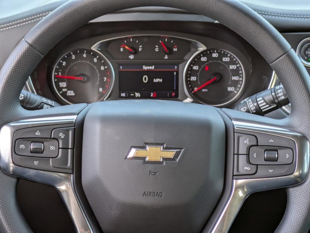 new 2025 Chevrolet Blazer car, priced at $34,135