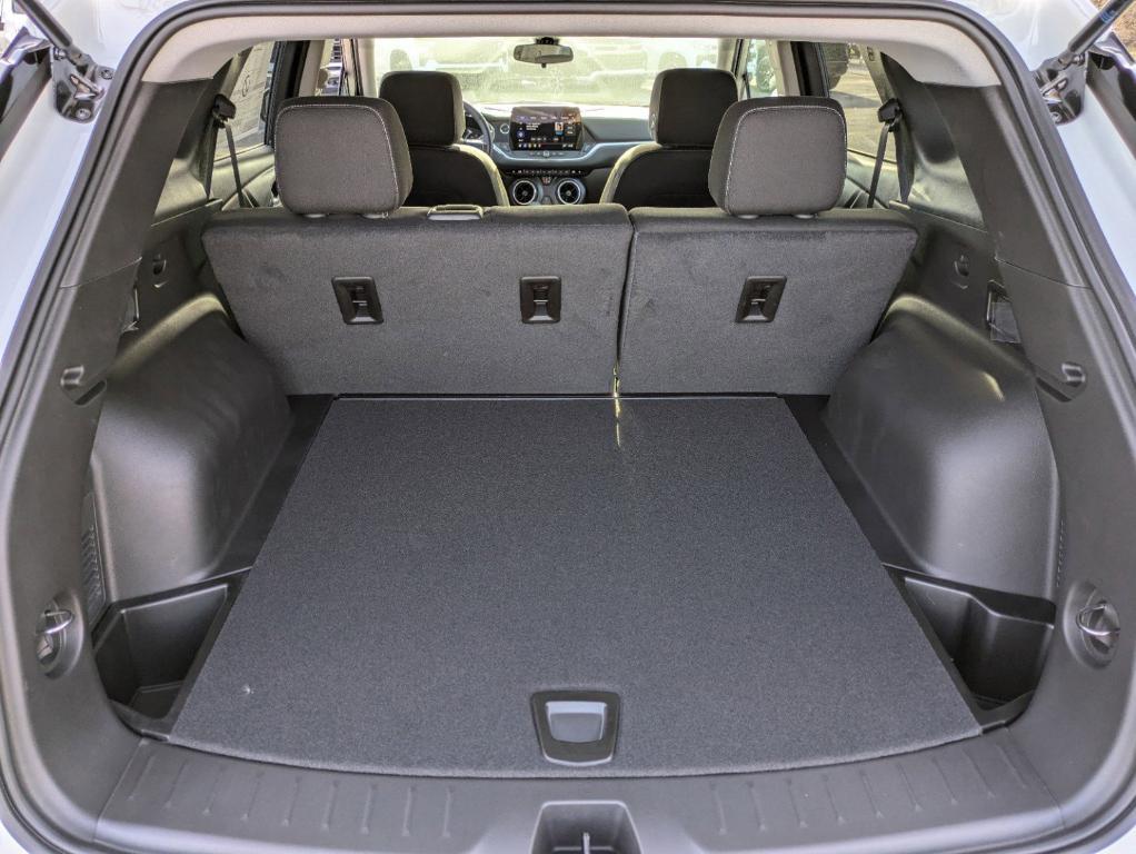 new 2025 Chevrolet Blazer car, priced at $34,135