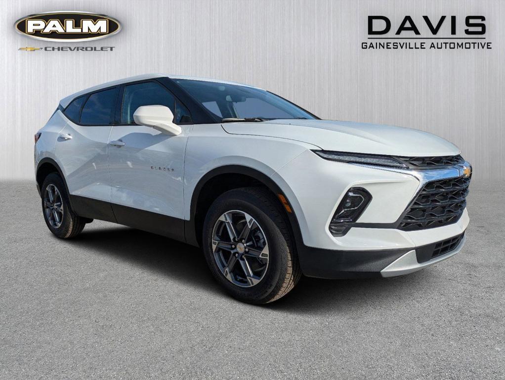 new 2025 Chevrolet Blazer car, priced at $34,635