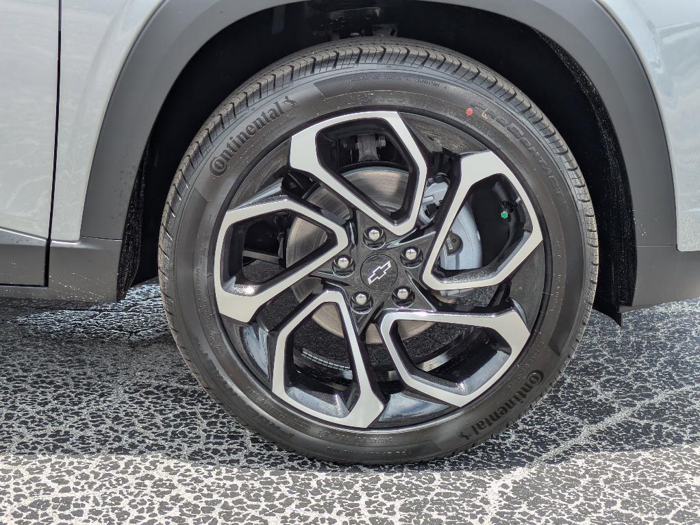new 2025 Chevrolet Trax car, priced at $25,955