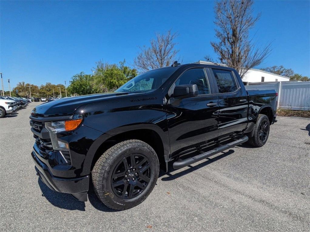 new 2025 Chevrolet Silverado 1500 car, priced at $42,560