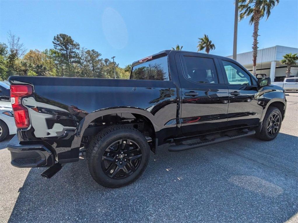 new 2025 Chevrolet Silverado 1500 car, priced at $42,560