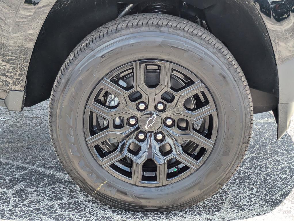 new 2025 Chevrolet Colorado car, priced at $33,960