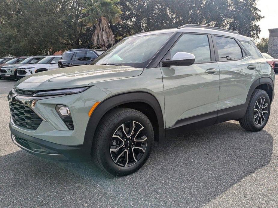 new 2025 Chevrolet TrailBlazer car, priced at $29,140