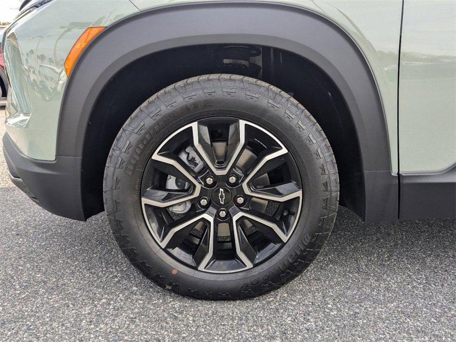 new 2025 Chevrolet TrailBlazer car, priced at $29,140