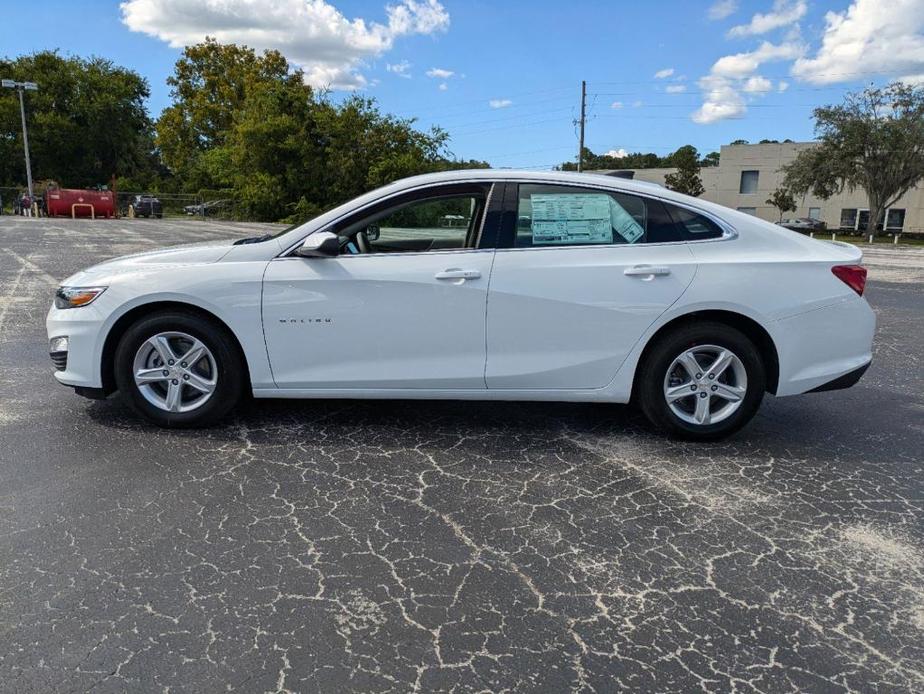 new 2025 Chevrolet Malibu car, priced at $26,495