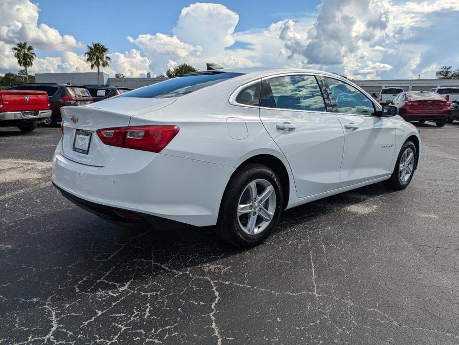 new 2025 Chevrolet Malibu car, priced at $26,495