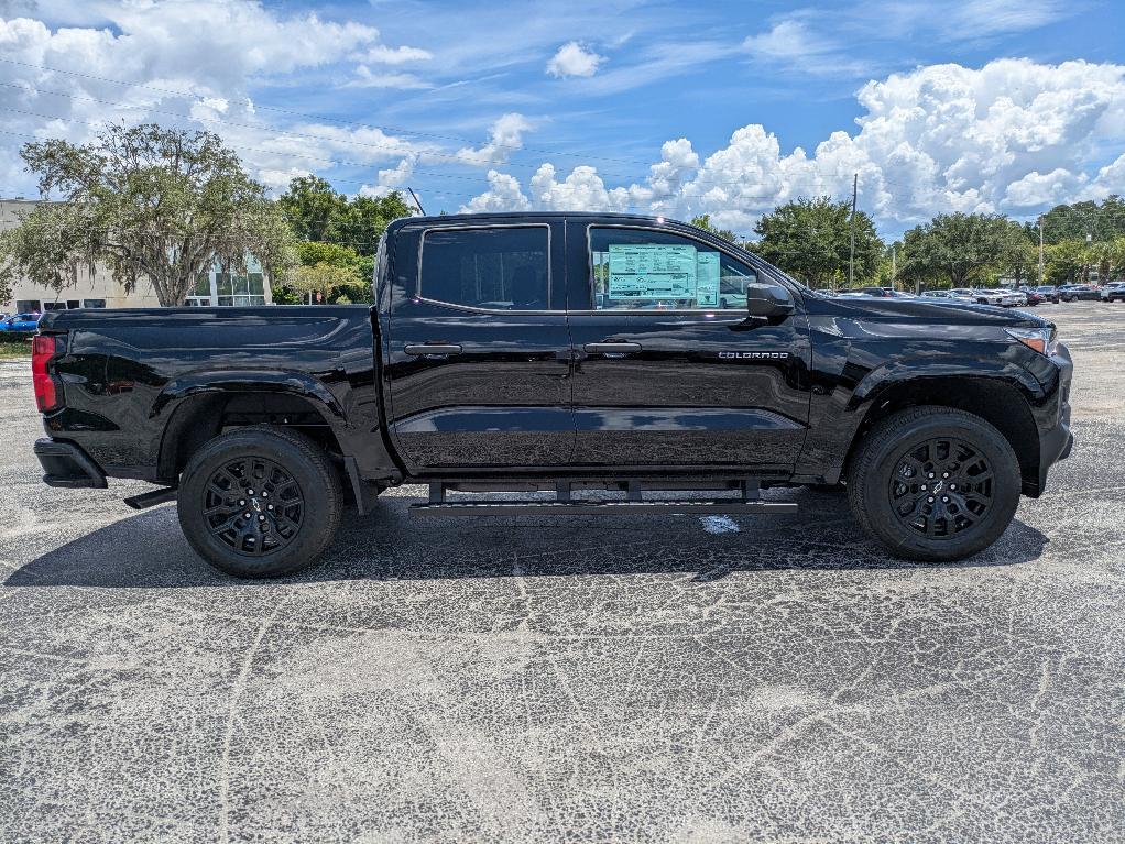 new 2025 Chevrolet Colorado car, priced at $33,960