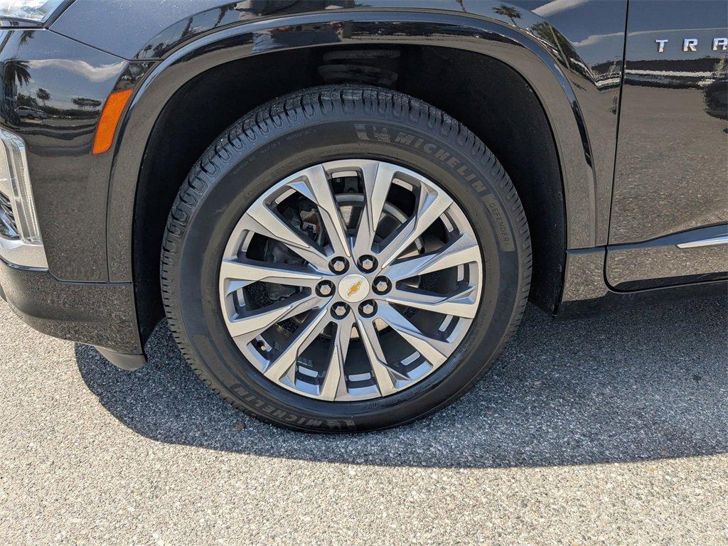 used 2022 Chevrolet Traverse car, priced at $32,889