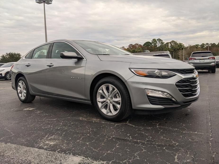 new 2024 Chevrolet Malibu car, priced at $25,945