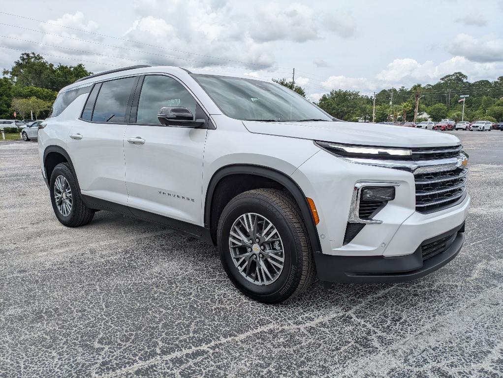 new 2025 Chevrolet Traverse car, priced at $47,775