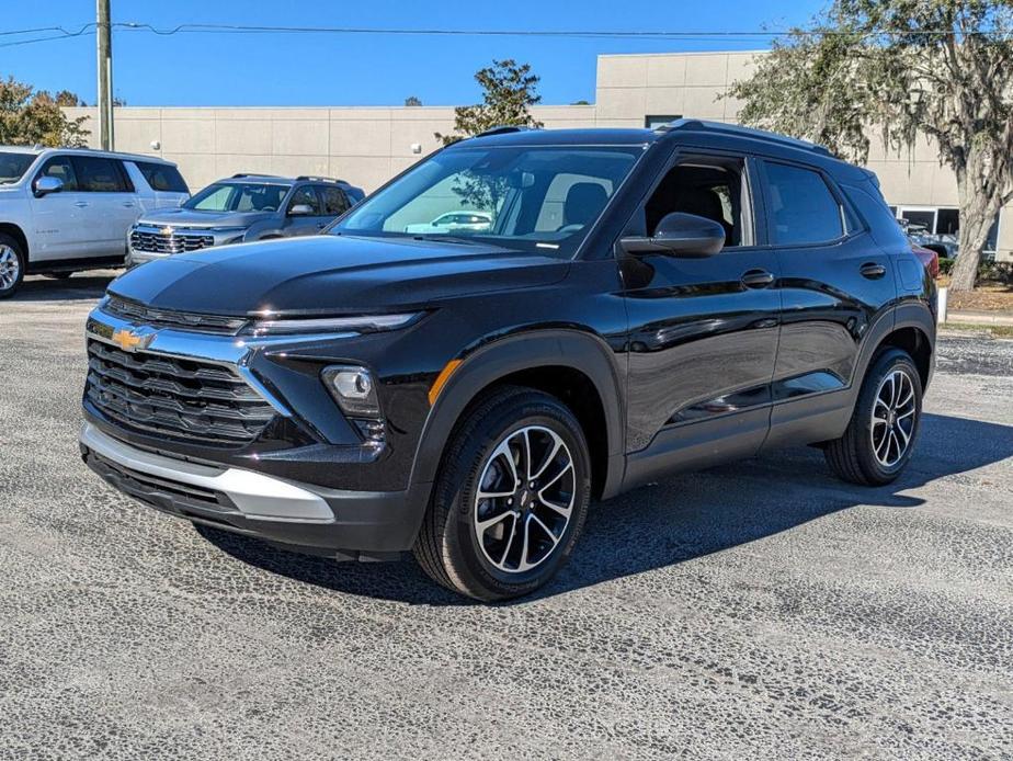 new 2025 Chevrolet TrailBlazer car, priced at $25,885