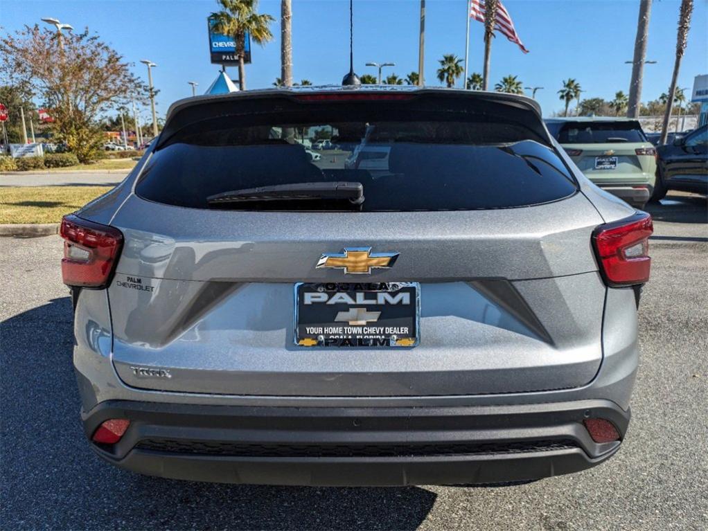 new 2025 Chevrolet Trax car, priced at $22,684