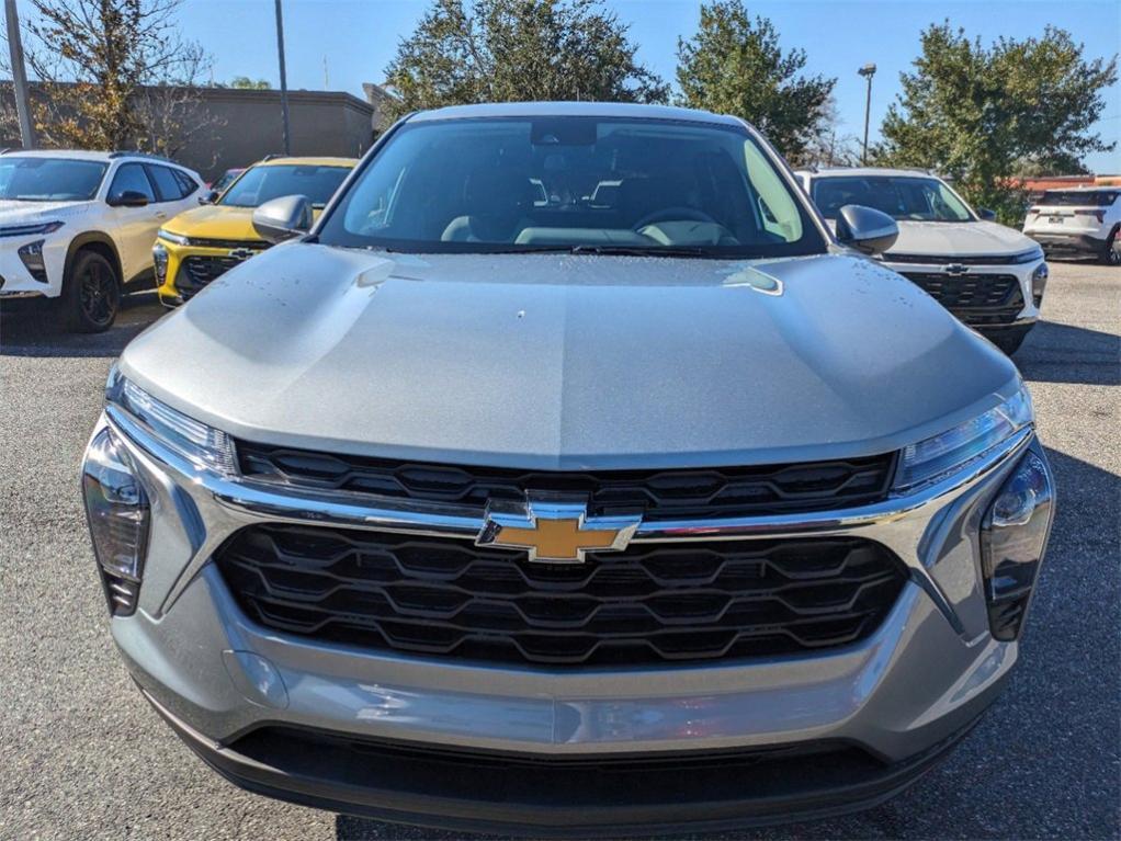 new 2025 Chevrolet Trax car, priced at $22,684