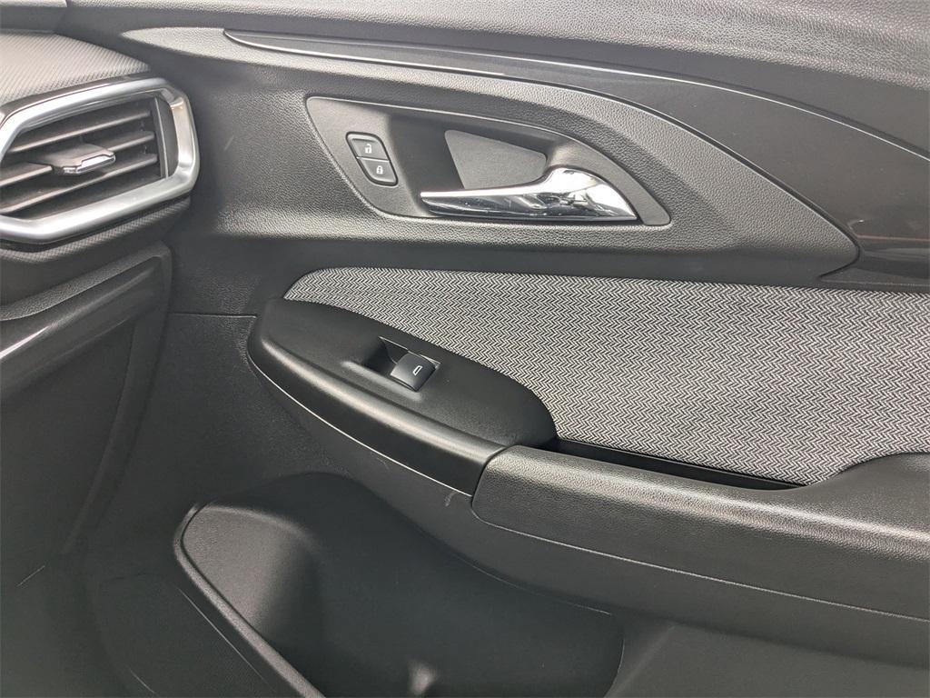 used 2023 Chevrolet TrailBlazer car, priced at $19,389