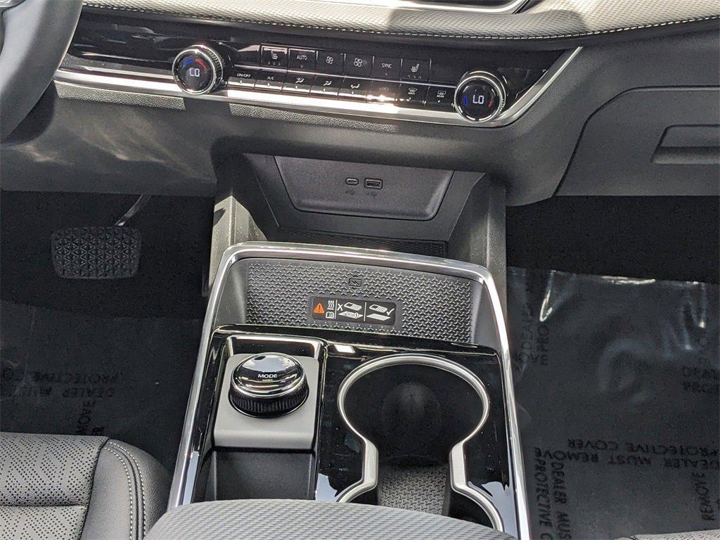 new 2026 Chevrolet Equinox car, priced at $32,540