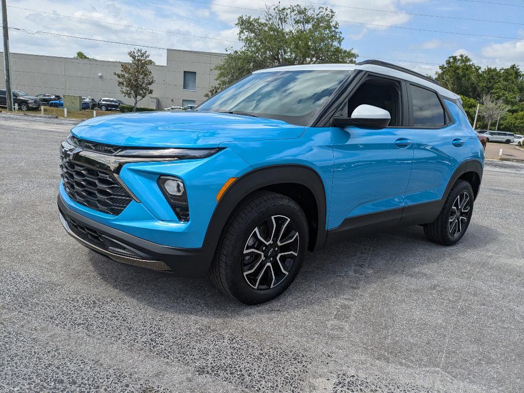 new 2025 Chevrolet TrailBlazer car, priced at $30,230