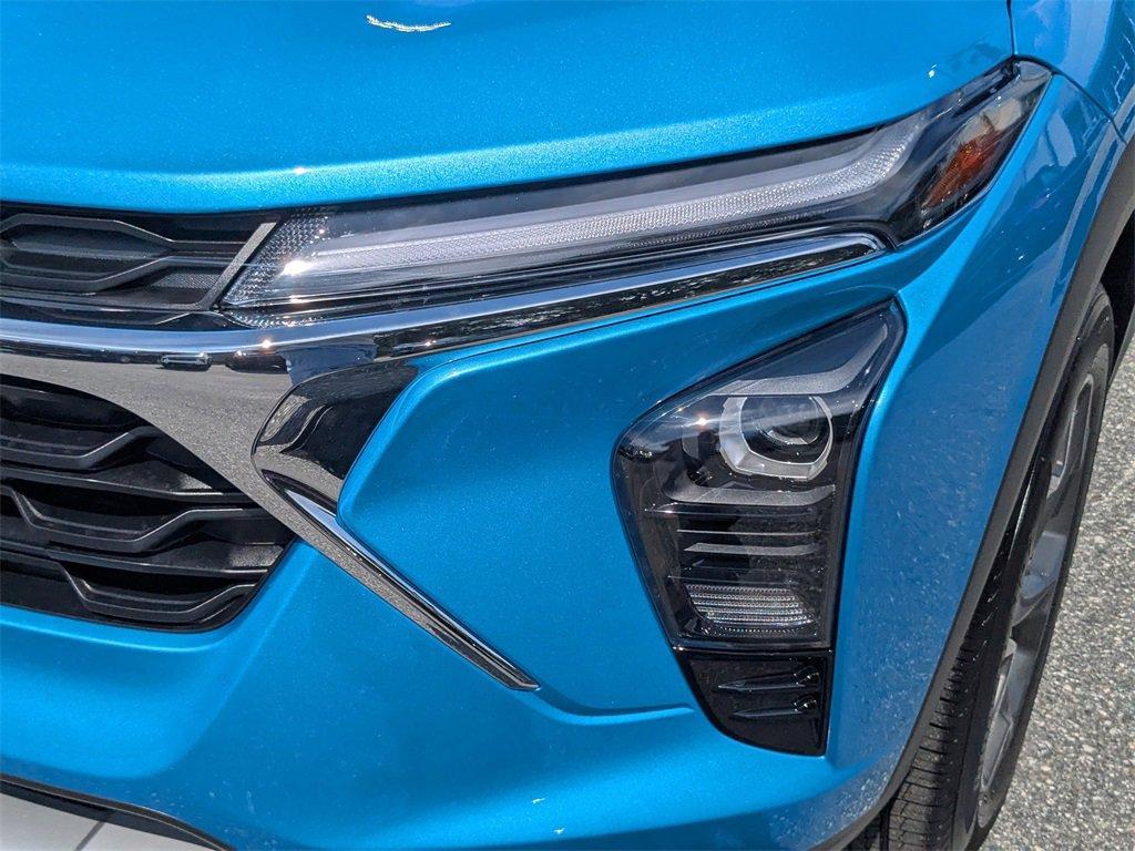 new 2025 Chevrolet Trax car, priced at $24,880