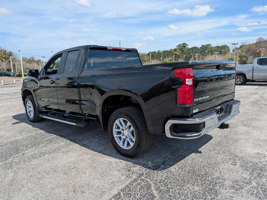 new 2025 Chevrolet Silverado 1500 car, priced at $46,590