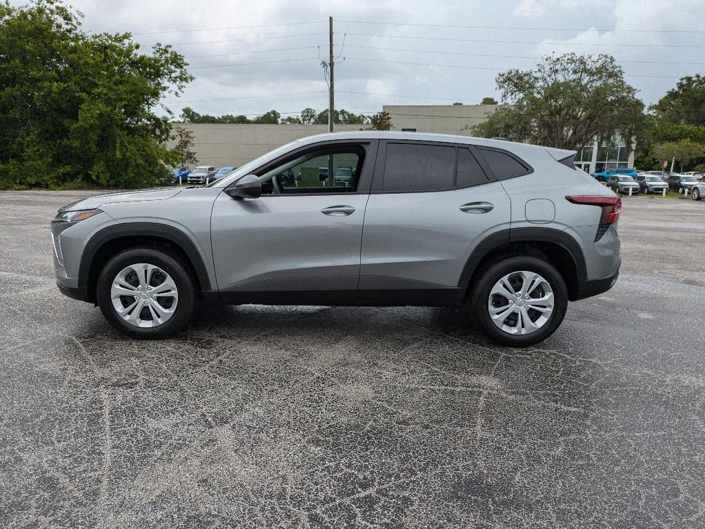 new 2025 Chevrolet Trax car, priced at $21,290