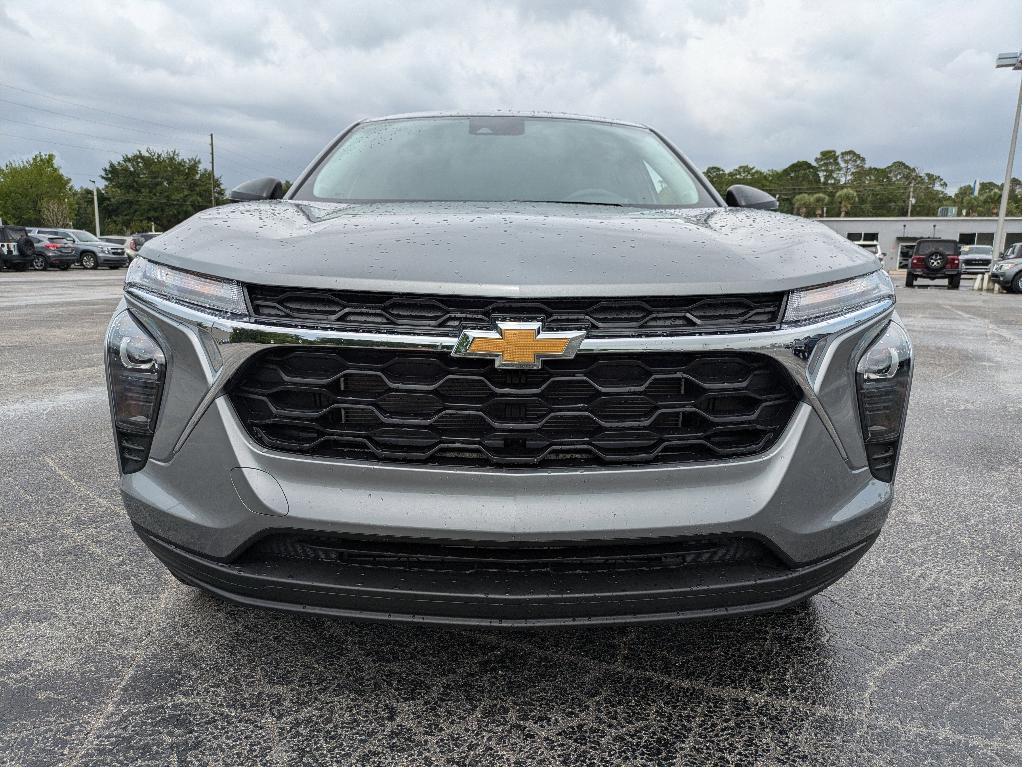 new 2025 Chevrolet Trax car, priced at $21,290