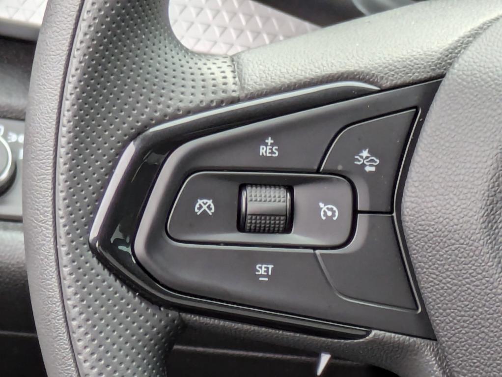 new 2025 Chevrolet Trax car, priced at $21,290