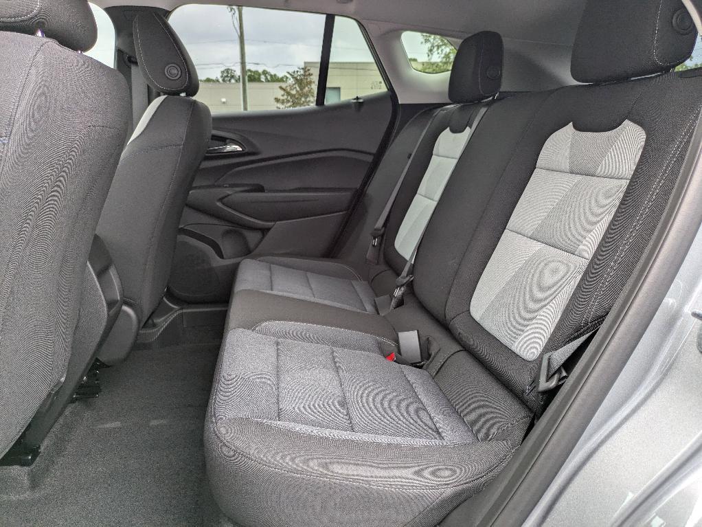 new 2025 Chevrolet Trax car, priced at $21,290