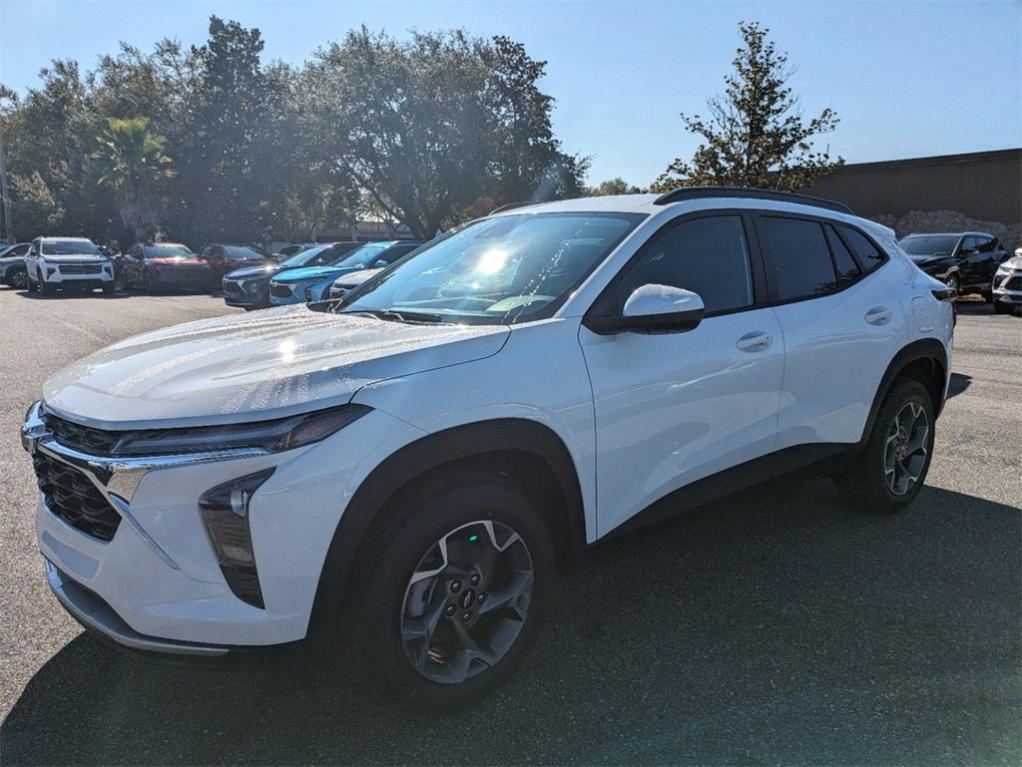 new 2025 Chevrolet Trax car, priced at $24,784