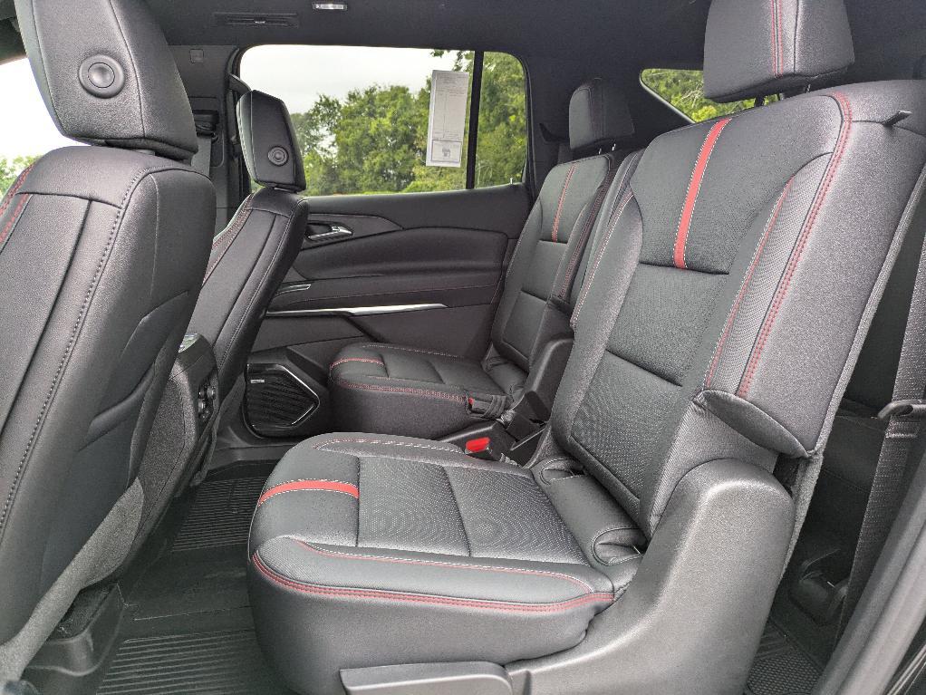 new 2026 Chevrolet Traverse car, priced at $58,519