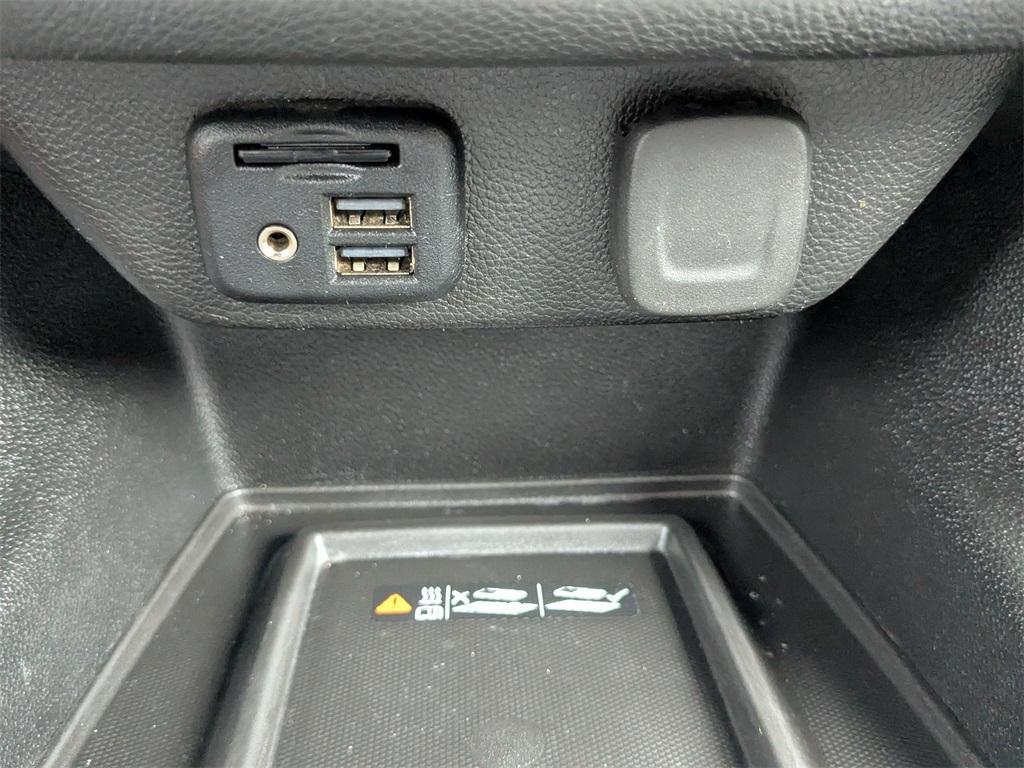 used 2022 Chevrolet Traverse car, priced at $23,589