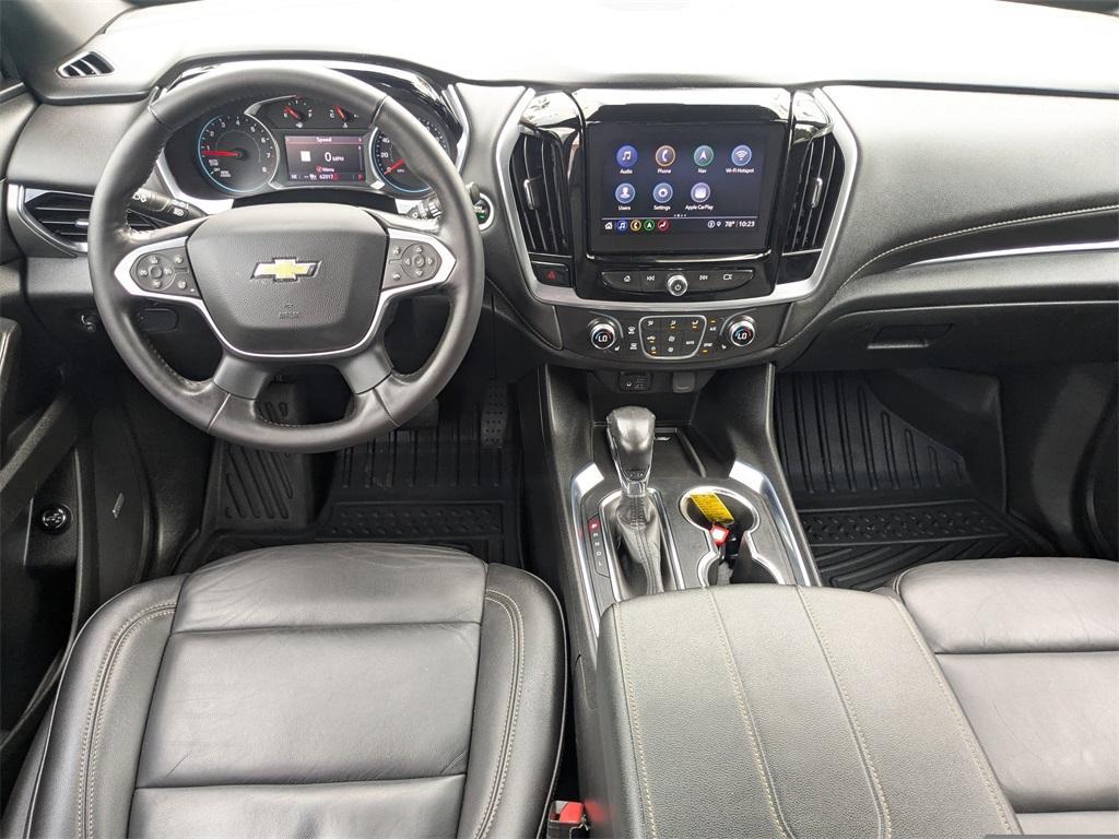 used 2022 Chevrolet Traverse car, priced at $23,589