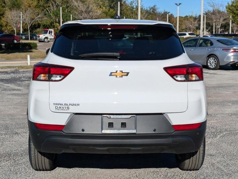 new 2025 Chevrolet TrailBlazer car, priced at $24,785