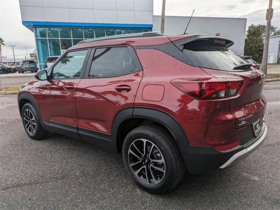 new 2025 Chevrolet TrailBlazer car, priced at $27,725