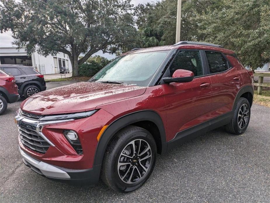 new 2025 Chevrolet TrailBlazer car, priced at $27,725