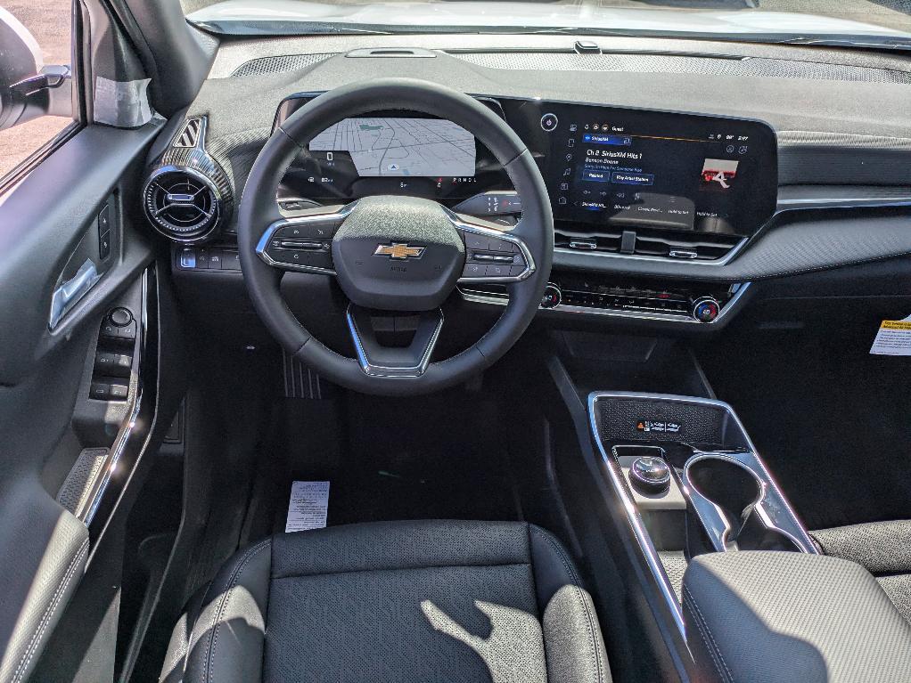 new 2026 Chevrolet Equinox car, priced at $31,310