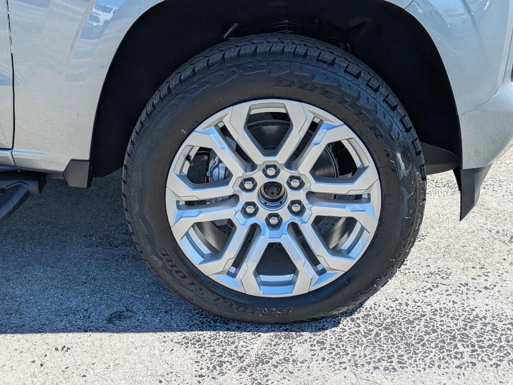 new 2025 Chevrolet Colorado car, priced at $48,910