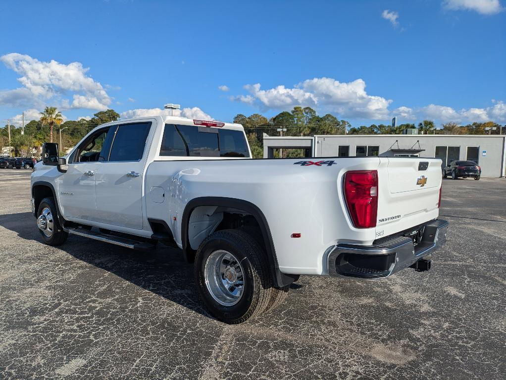 new 2026 Chevrolet Silverado 3500 car, priced at $86,494