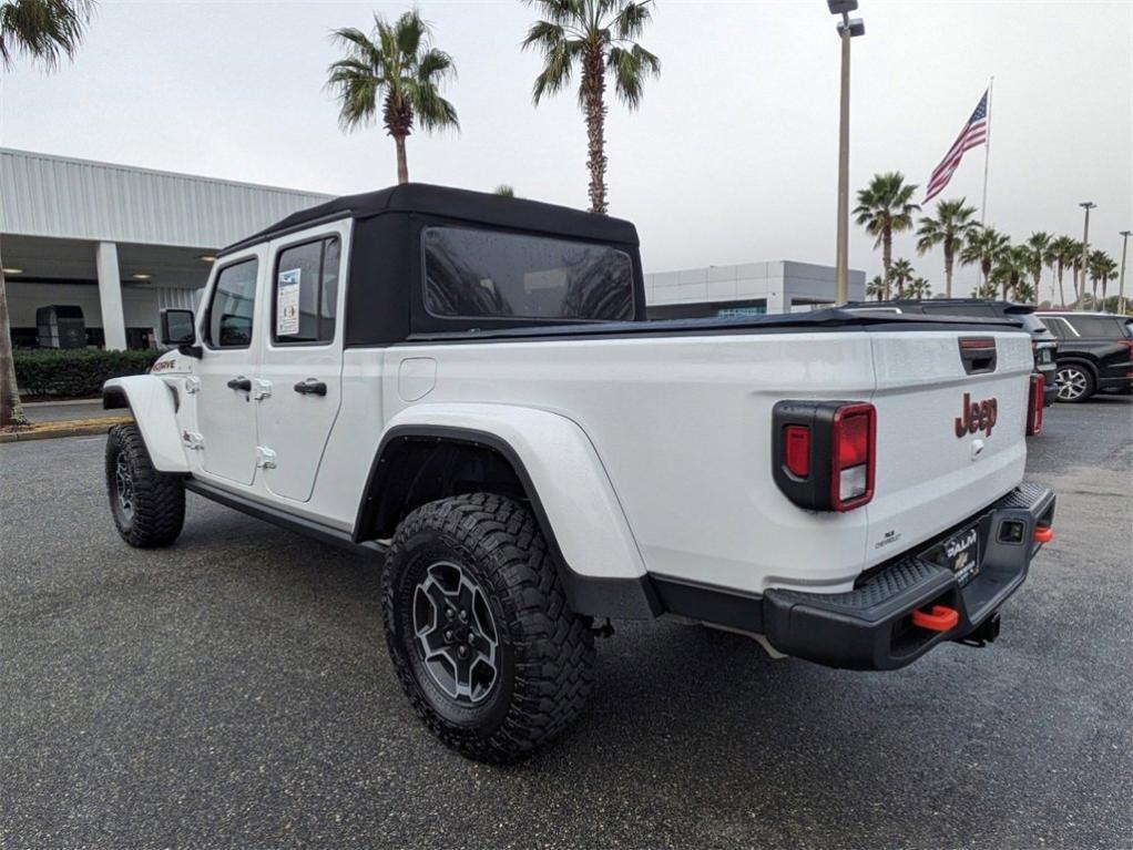 used 2022 Jeep Gladiator car, priced at $35,389