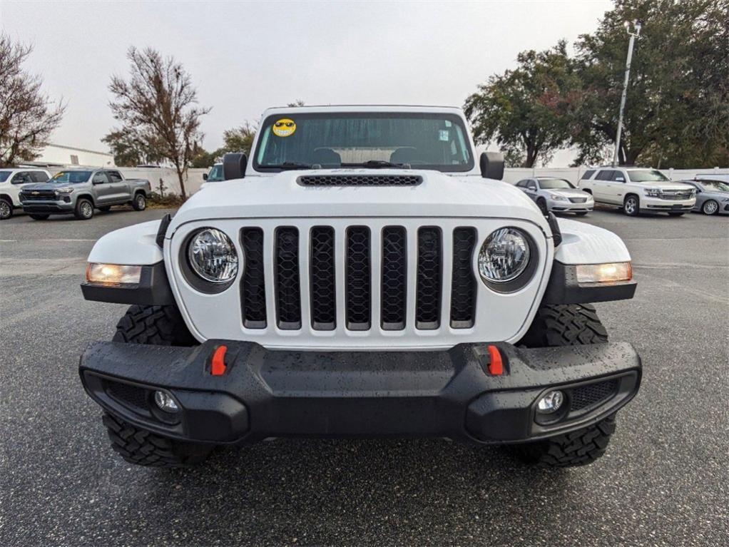 used 2022 Jeep Gladiator car, priced at $35,389