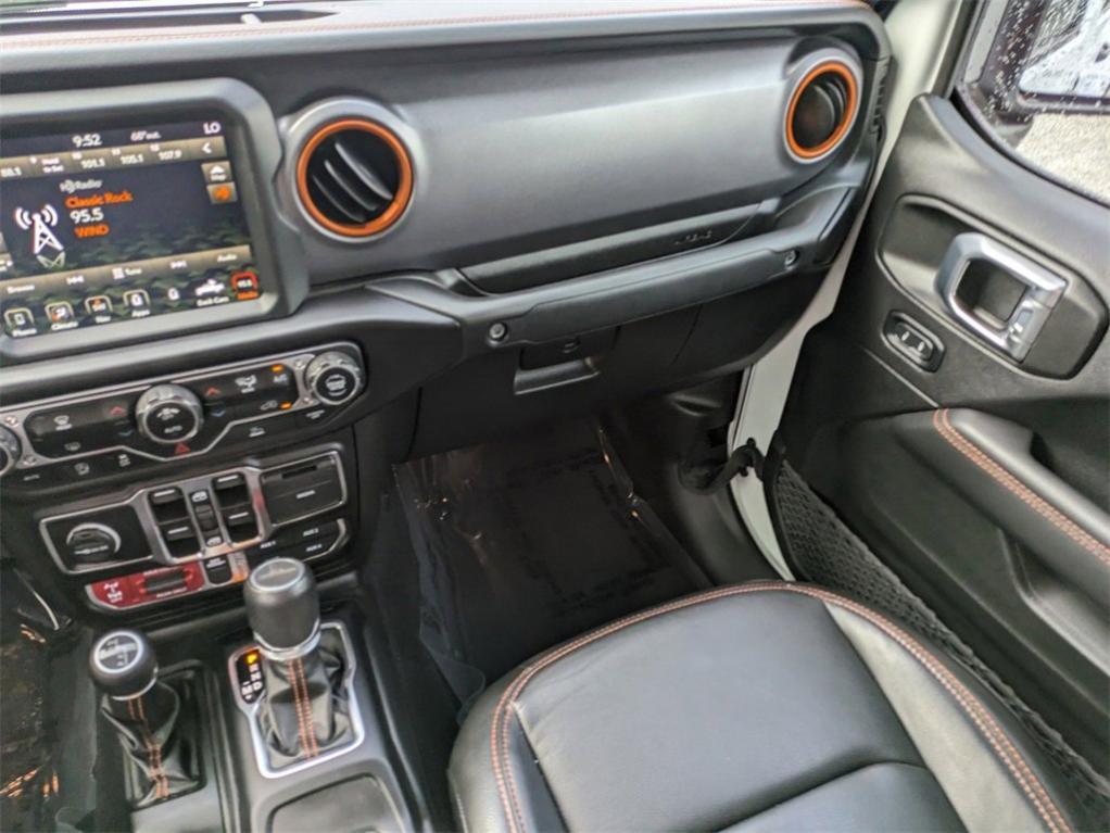 used 2022 Jeep Gladiator car, priced at $35,389