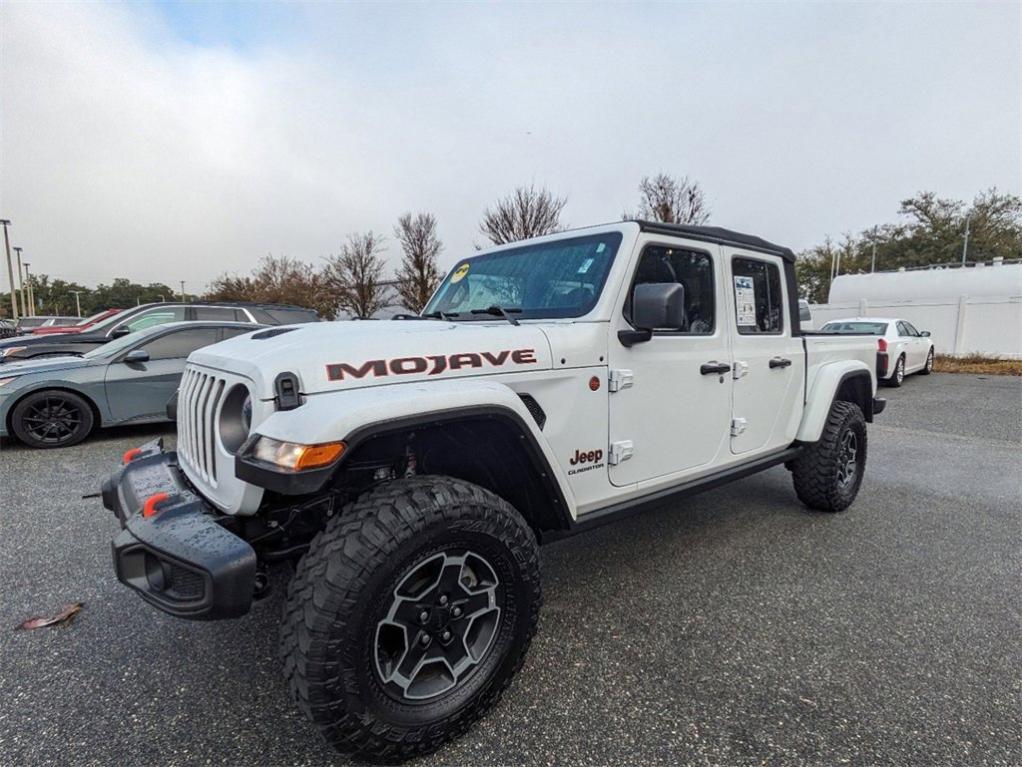 used 2022 Jeep Gladiator car, priced at $35,389